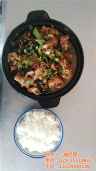 食潤(rùn)小吃培訓(xùn) 專業(yè)黃燜雞米飯技術(shù)培訓(xùn)與西安餐飲管理服務(wù)